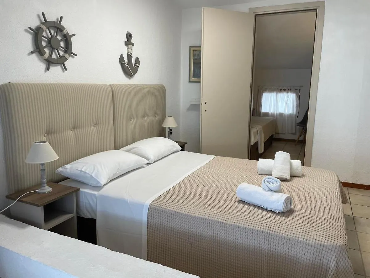 Seafront Family Apartment Ellie Skála Foúrkas 0*,  Grecja